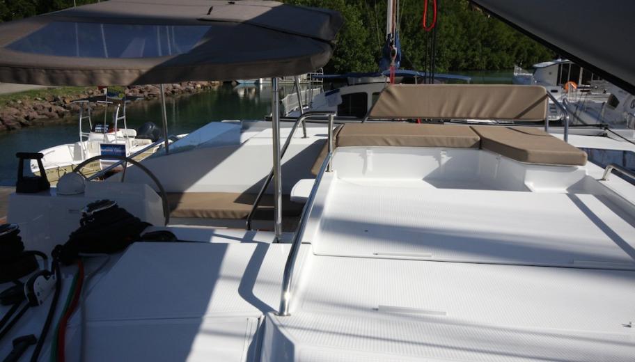 Semi flybridge, Hélia 44 Semi flybridge, Hélia 44